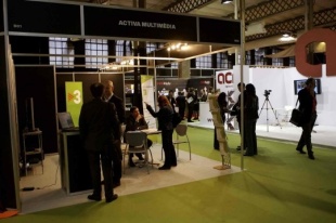 Imaxe dos stands da pasada edición do mercado