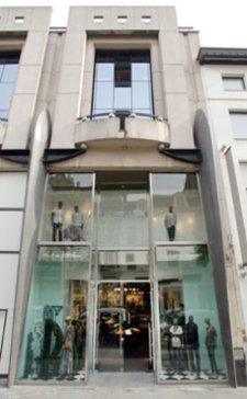 Inditex abriu a primeira tenda de Pull and Bear en Bélxica na cidade de Antuerpen / Foto: Inditex